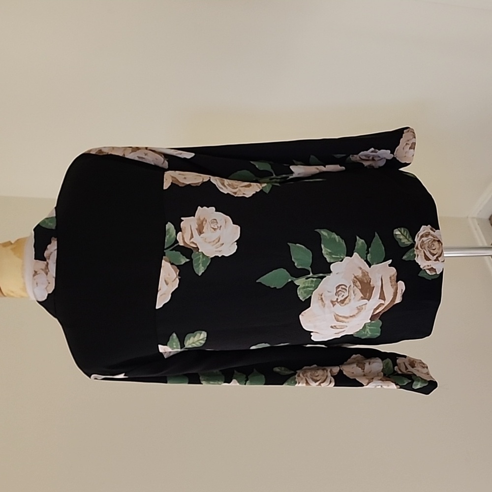 New! Forever 21 black floral large open light weight jacket. - Picture 4 of 11